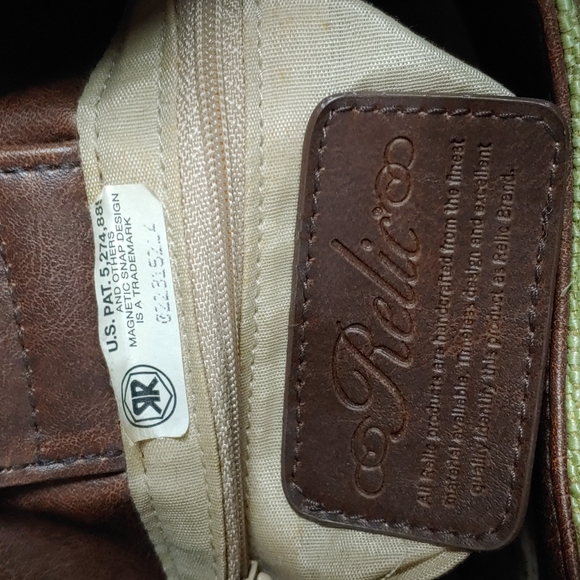 Relic 🆕 Small Crossbody Handbag - Picture 15 of 16